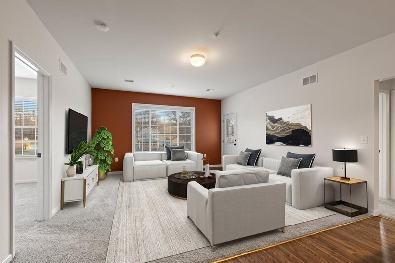 Foto principal - 3414 Lincoln Hwy E