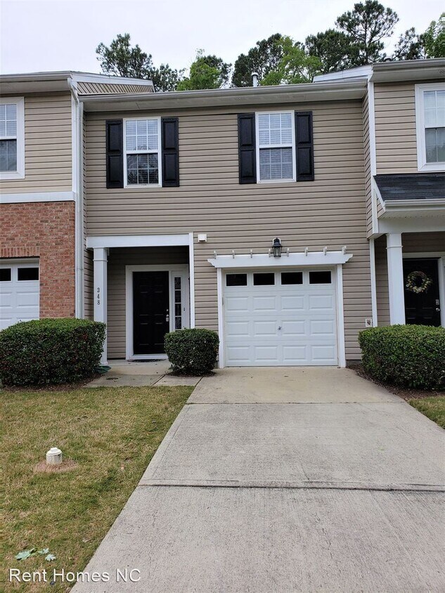 Foto principal - 3 br, 2.5 bath House - 348 Anterbury Drive