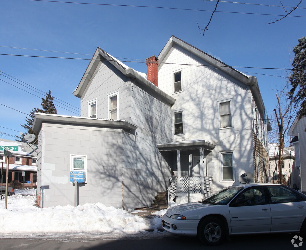 Building Photo - 44 Prince St