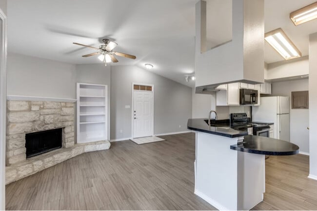 Foto del edificio - 6804 N Capital of Texas Hwy