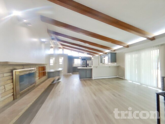 Building Photo - 1011 22nd Ave