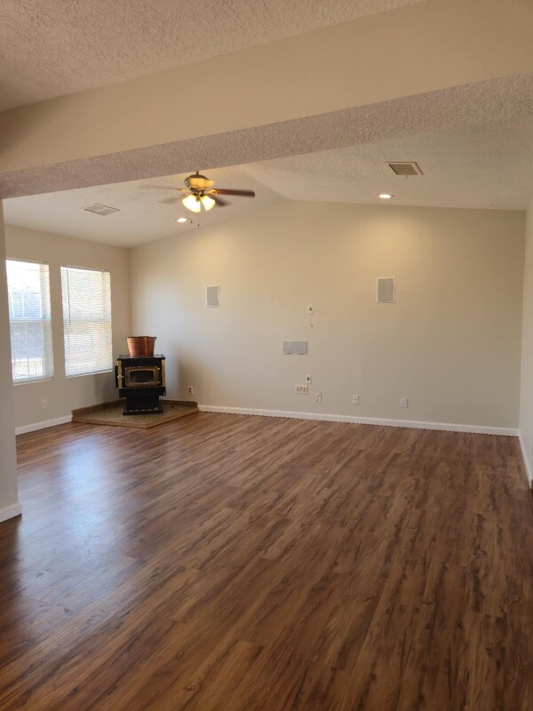 Foto del edificio - 236 Dogwood Trail SE