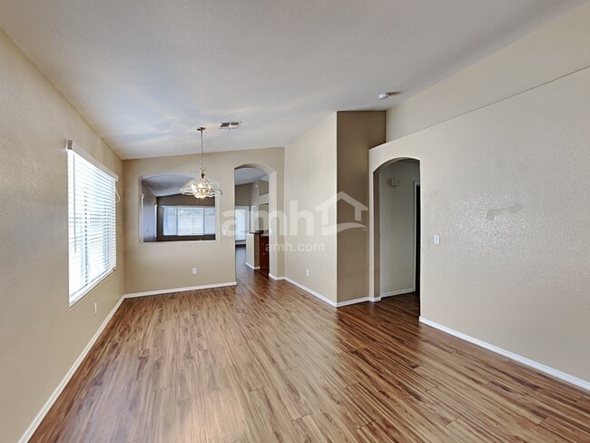 Building Photo - 40005 N Messner Way