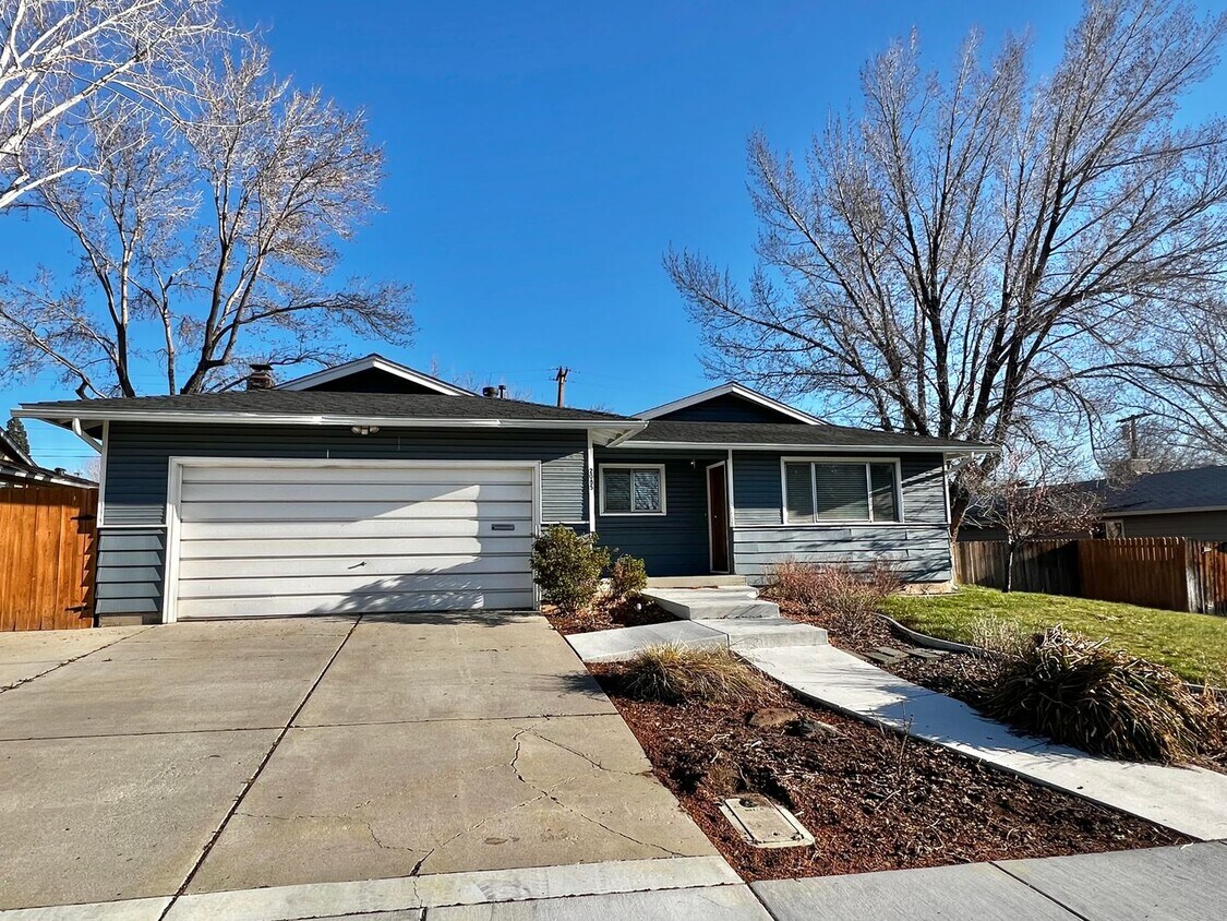 Primary Photo - 2085 Royal Dr. Reno, NV 89503 - Charming h...