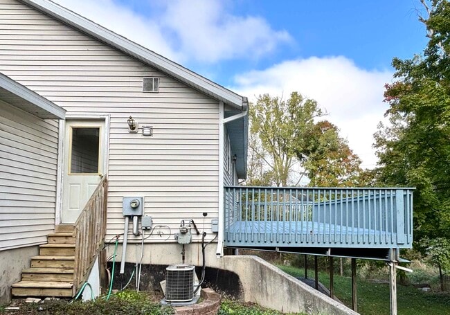 Building Photo - 4438 Morningside Dr SE