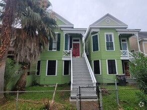 Building Photo - 2017 Ave M 1/2