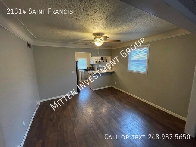 Foto del edificio - 21314 St Francis