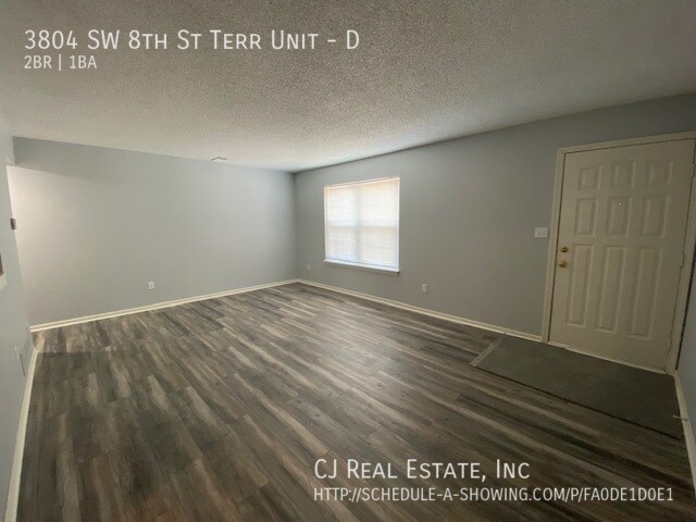Building Photo - 3804 SW 8th St