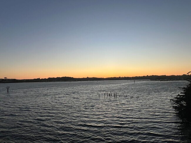 Foto del edificio - 975 CA-1