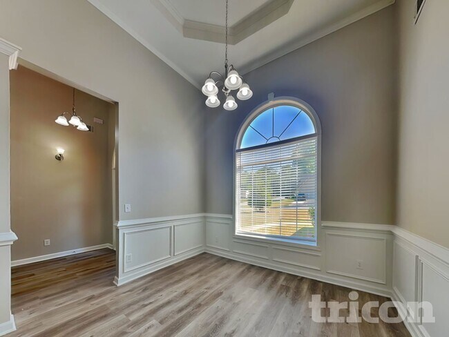 Building Photo - 440 Pebble Blvd