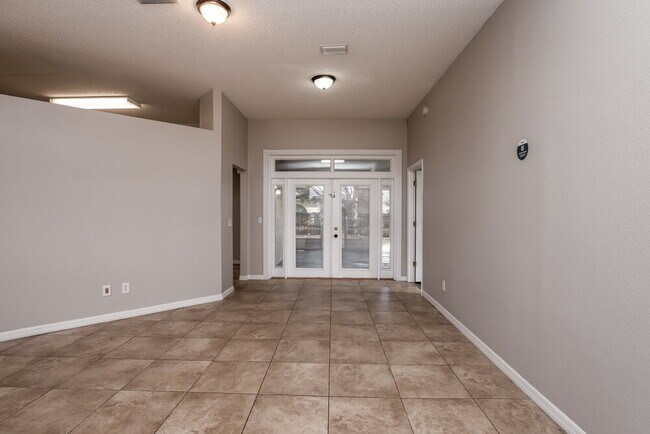 Foto del edificio - 433 Valley Edge Dr