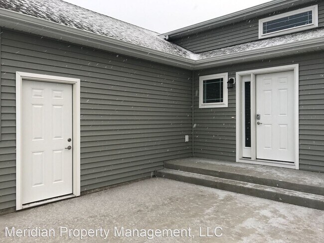 Building Photo - 3 br, 2 bath House - 2716 11th St W