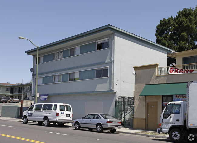 Building Photo - 10010 MacArthur