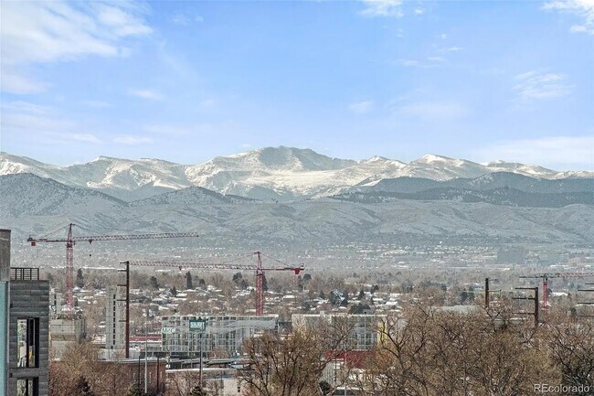 Foto del edificio - 1301 Speer Blvd