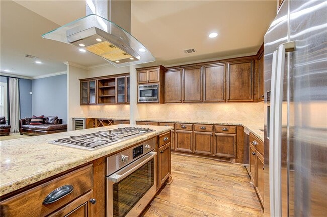 Building Photo - 1216 W Pierce St