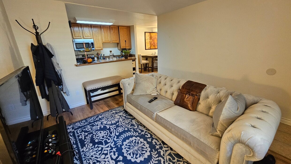 Foto principal - 1737 Bayview Heights Dr