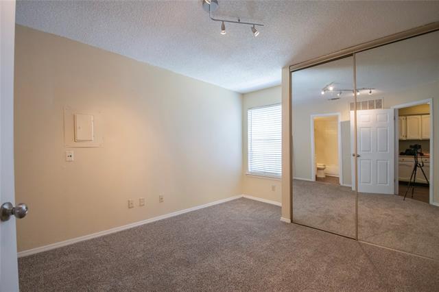 Building Photo - 3121 Sondra Dr