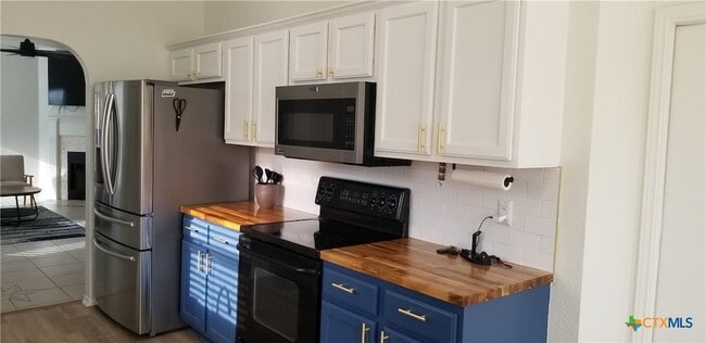 Foto del edificio - 2703 Blackburn Dr