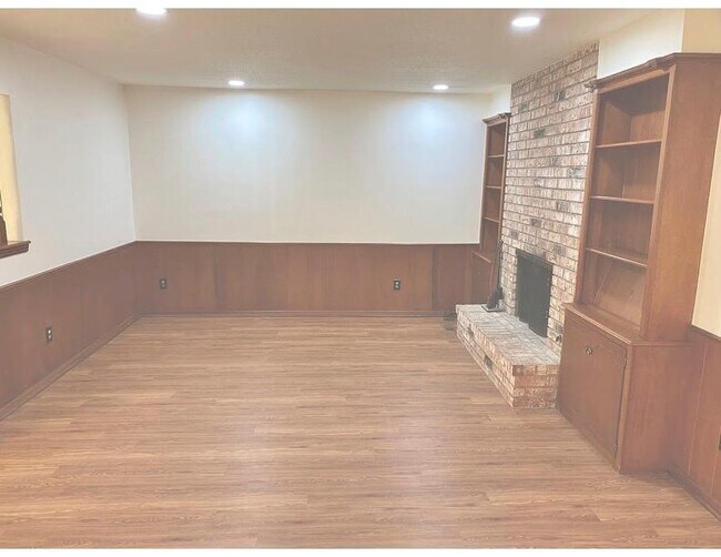 Foto del edificio - 2401 NW 43rd Cir