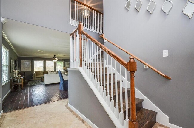 Foto del edificio - 9203 Split Ridge Ln