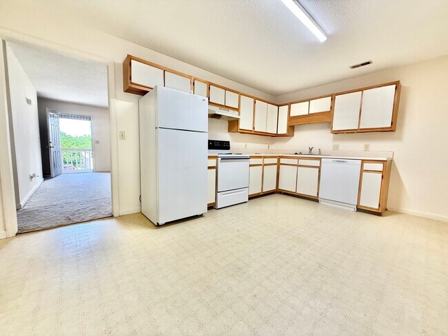 Foto del edificio - 338 Old Gray Station Rd