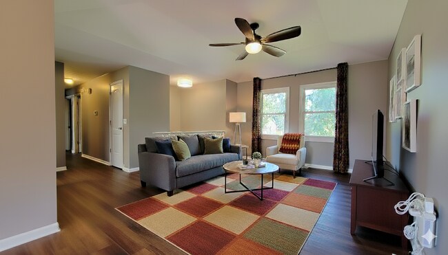 Foto del edificio - Josephine (Millard Highlands South)