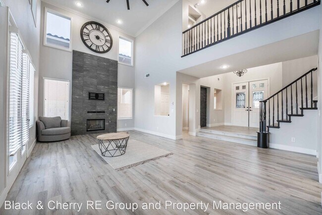 Building Photo - 4 br, 5 bath House - 2896 Carmelo