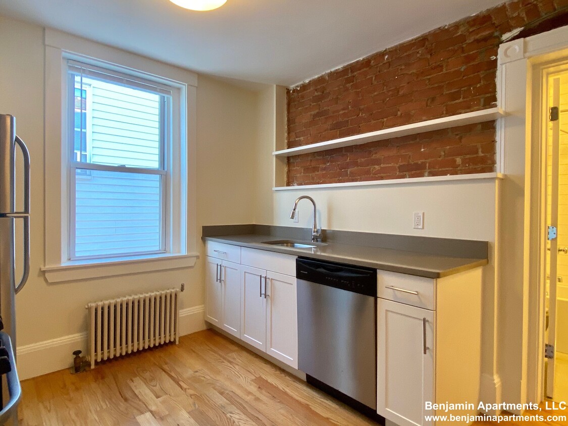 Foto principal - 100 Harvard St
