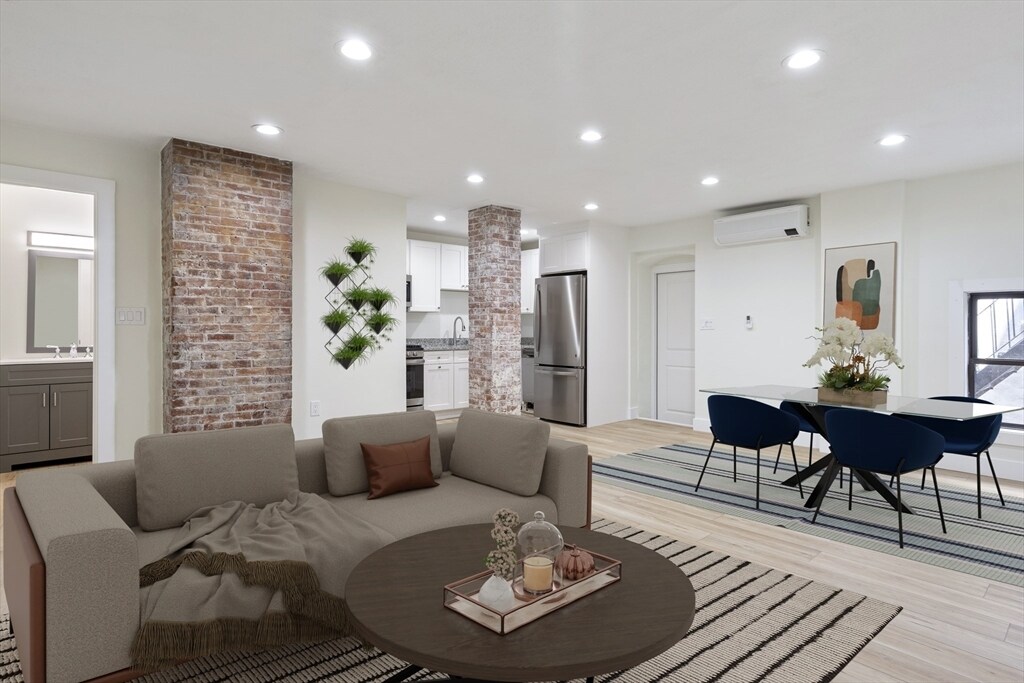Foto principal - 128 Webster St