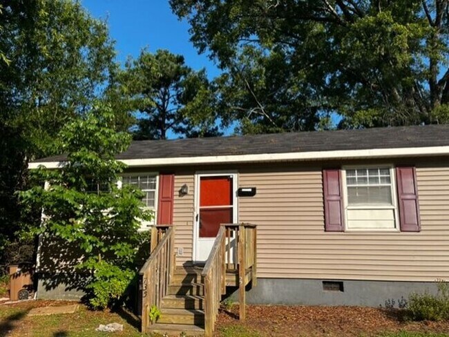 Foto del edificio - Adorable 2 bed Duplex in Wake Forest! Close to Downtown!