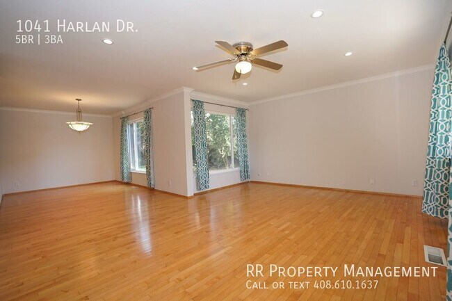 Building Photo - Spacious Home in Quiet West San Jose Locat...