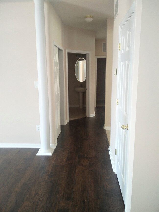 Foto del edificio - 9 Log cabin rd