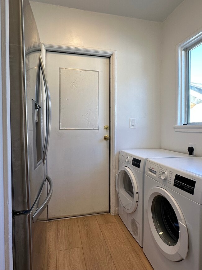 Foto del edificio - 8525 Hargis St