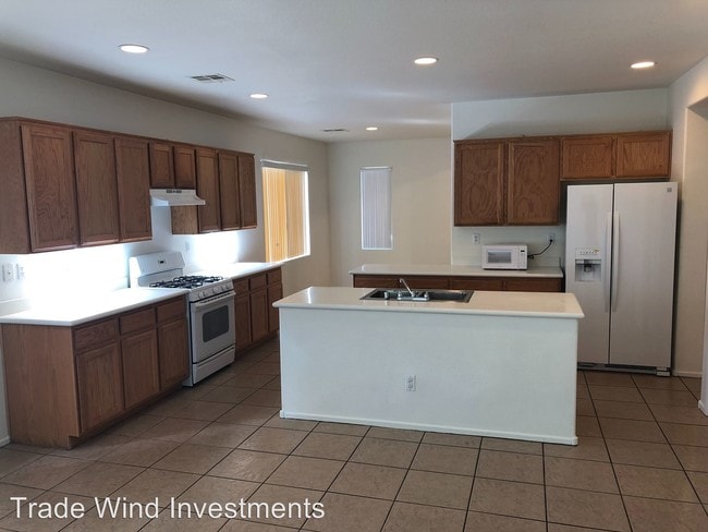 Building Photo - 3805 Tundra Swan St