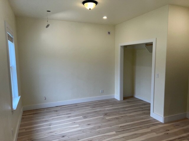 Foto del edificio - 3353 Spear Ave