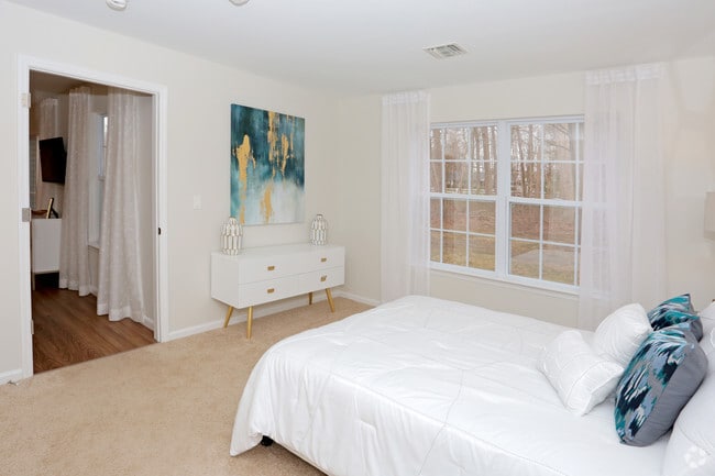 Master bed2 - Stonegate