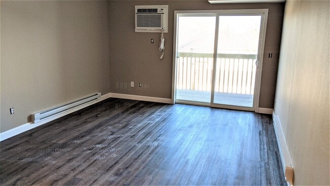 Building Photo - Peterson Place Apartments