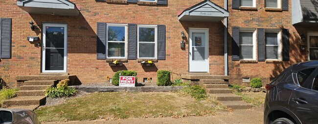 Foto del edificio - 5515 Country Dr