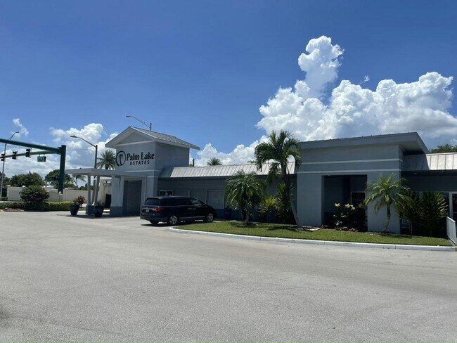 Foto del edificio - 6980 41st Ave N