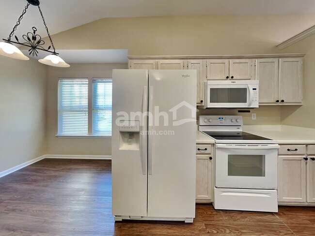 Foto del edificio - 116 Laurel Meadows Pky