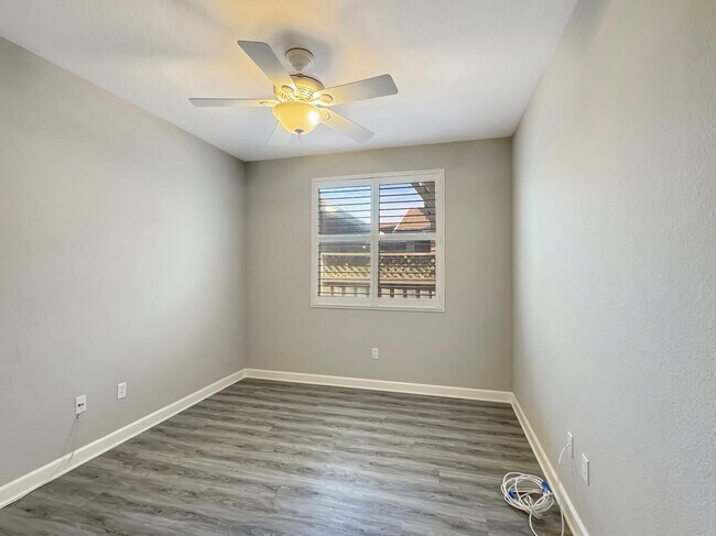 Foto del edificio - 1263 Freschi Ln