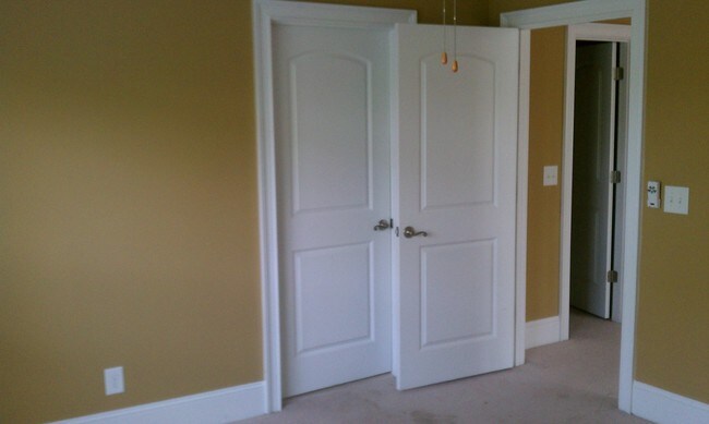 Foto del edificio - 1638 Bull Creek Ln