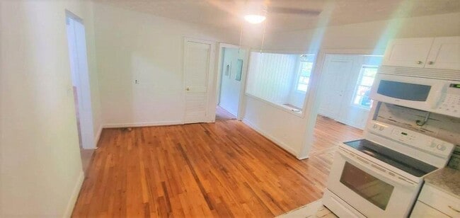 Foto del edificio - 2165 Rosebud Rd