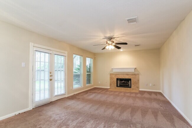 Building Photo - 20914 Lake Park Trail
