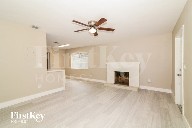 Building Photo - 1241 NW 7th Ave