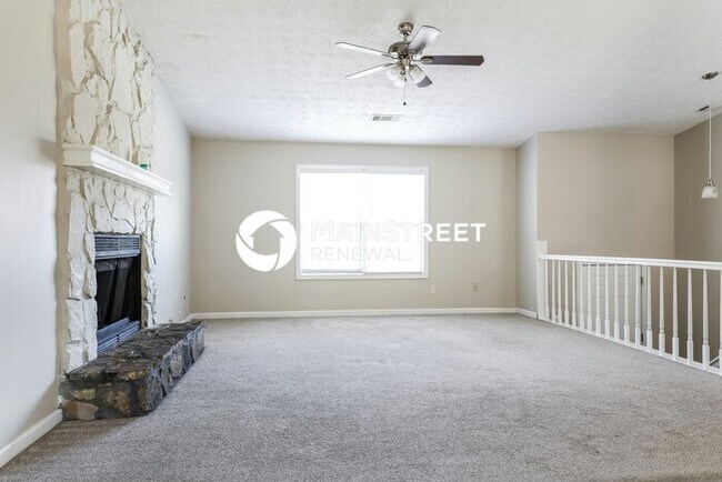 Building Photo - 4 Bedroom Pet-Friendly Home in Decatur, GA with Main Street Renewal