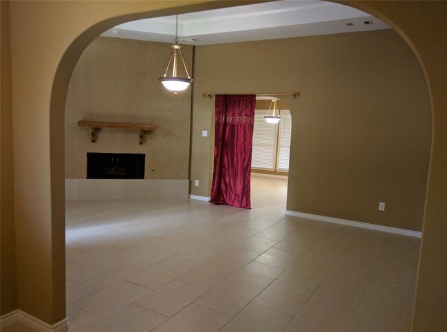 Foto del edificio - 6413 Stilwell Rd