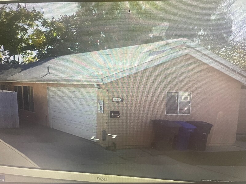 Primary Photo - 1330 E 9th St