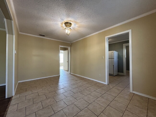 Foto del edificio - Cozy 2-Bedroom Home Available for Winter 2025 Move-In