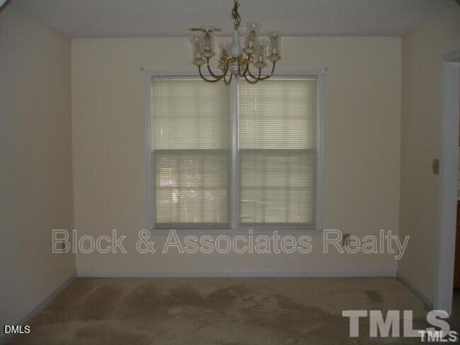 Foto del edificio - 311 Wax Myrtle Ct